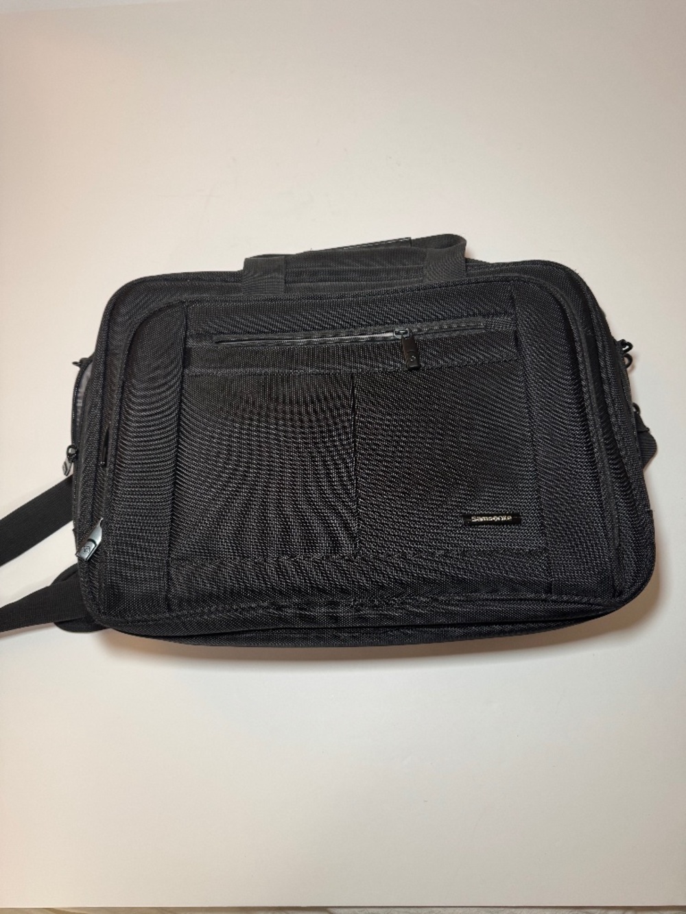 Samsonite Laptop Briefcase Black Expandable Business Travel Bag Shoulder Strap